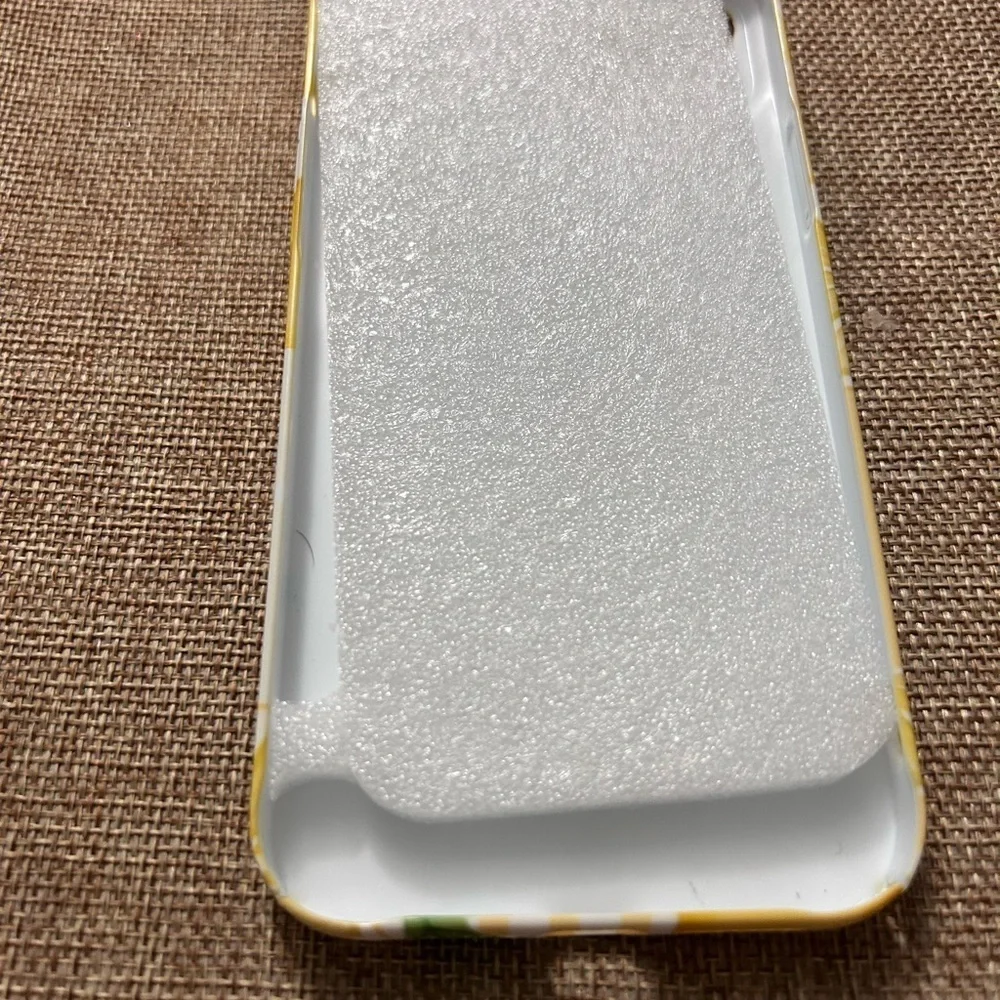 iPhone 14 Plus Case Lemons NWOT See description to see other iPhones it will fit